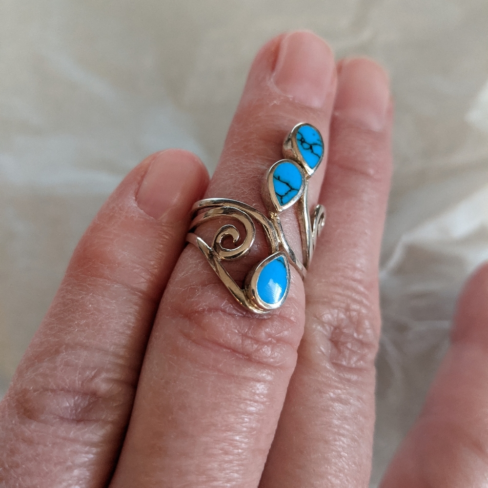 Fine Turquoise Enamel .925 Silver Ring, Size 5.5 - Picture 9 of 9